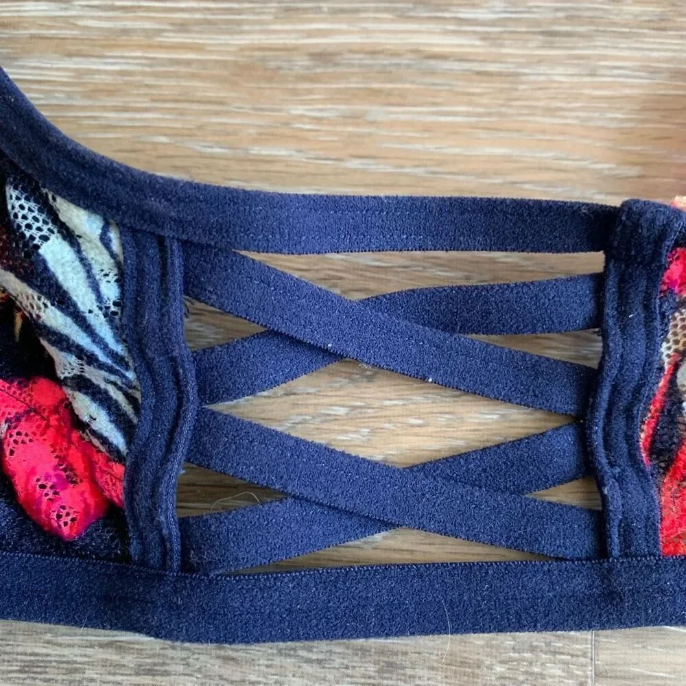 PINK Victoria Secret bralette front clasp racer back style size xs